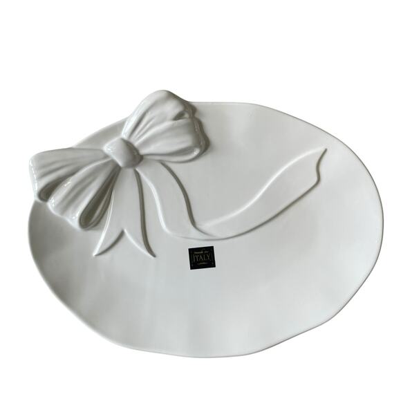 Handmade in Italy Embossed White Bow Ceramic Serving Platter 12x16 Oval NEW - Picture 1 of 16